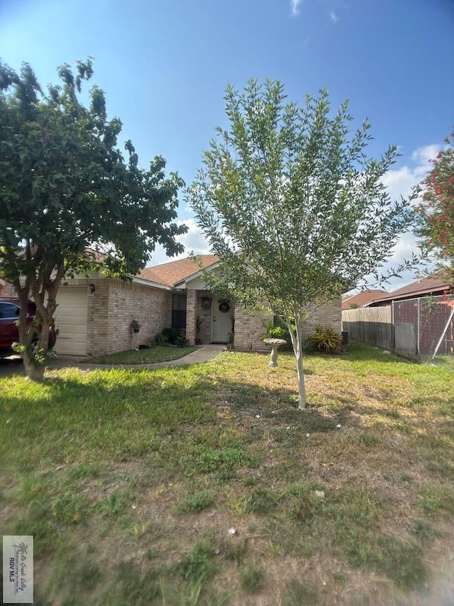 618 Mandarine Ln, Brownsville, TX 78521 - photo 2