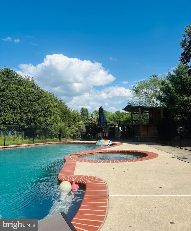 6 Valley Cir, Doylestown, PA 18901 - photo 3