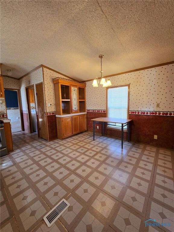 10222 Edgewood Dr, Findlay, OH 45840 - photo 3