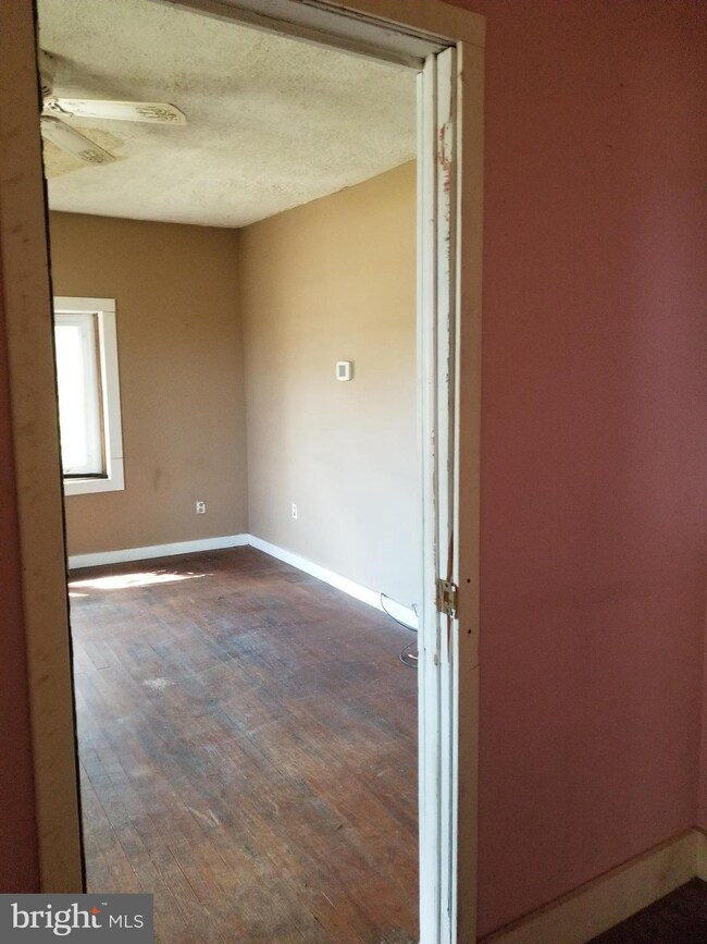 10814 Red Lion Rd, White Marsh, MD 21162 - photo 5