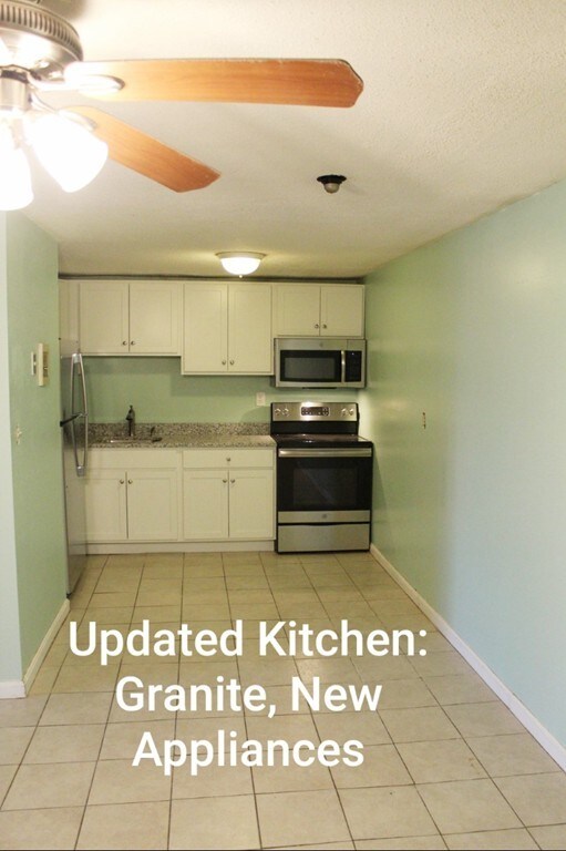 144 Thissell Ave unit 7, Dracut, MA 01826 - photo 2