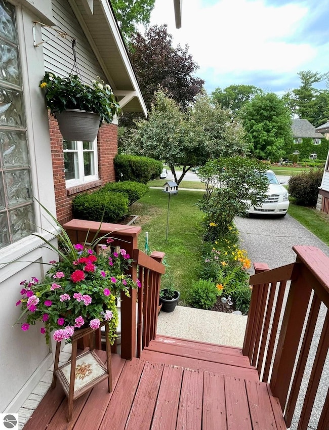 708 S Fancher St, Mount Pleasant, MI 48858 - photo 2