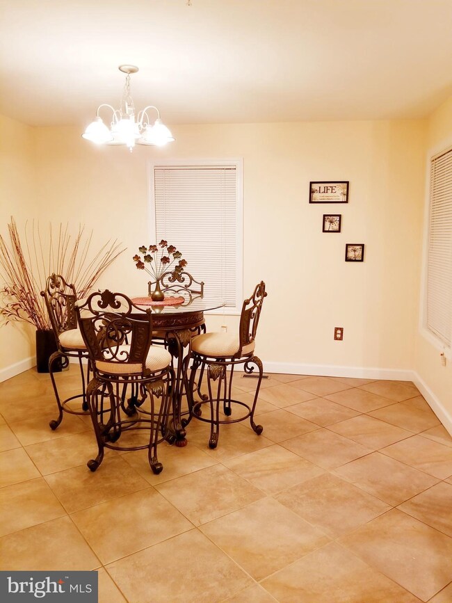 221 Castleton Terrace, Upper Marlboro, MD 20774 - photo 4