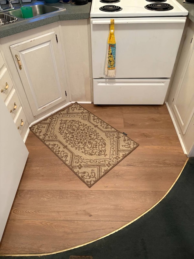 110 Phyllis Dr, Sebastian, FL 32958 - photo 6