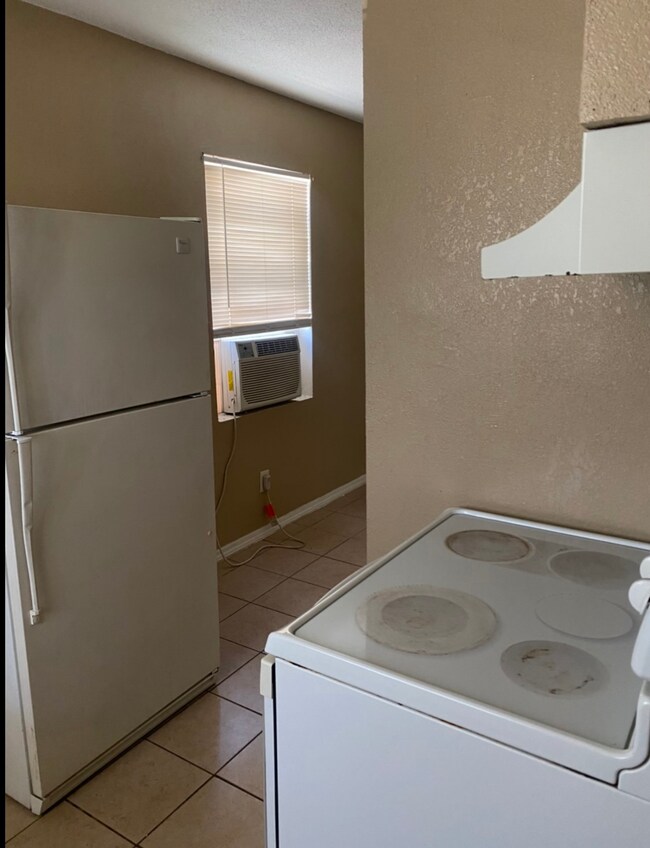 14033 Garber Ln unit 5, Houston, TX 77015 - photo 5