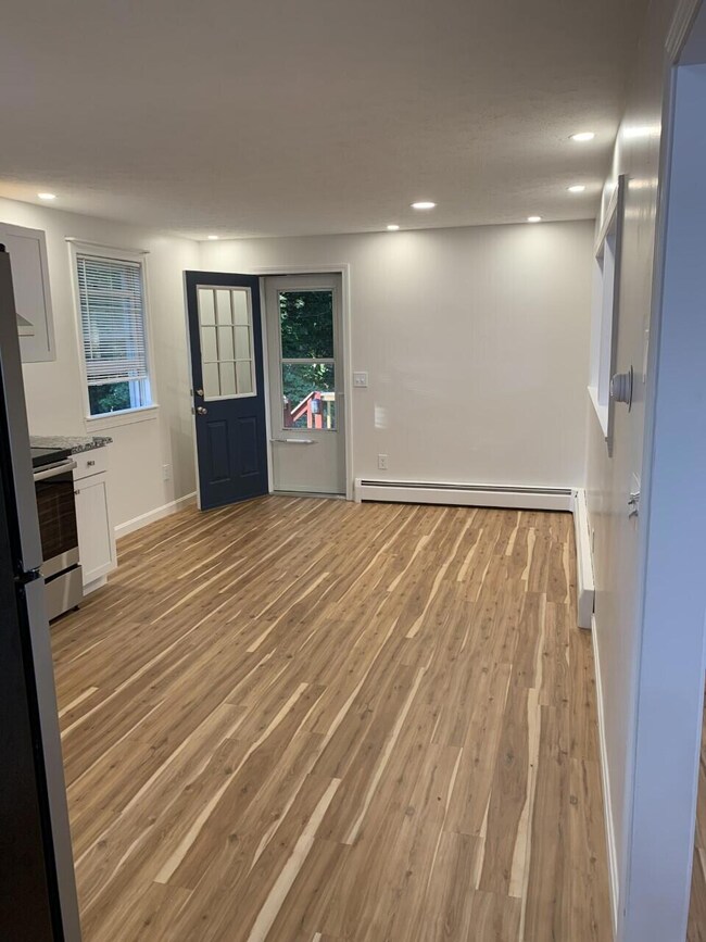 39 Garden St, Old Orchard Beach, ME 04064 - photo 5