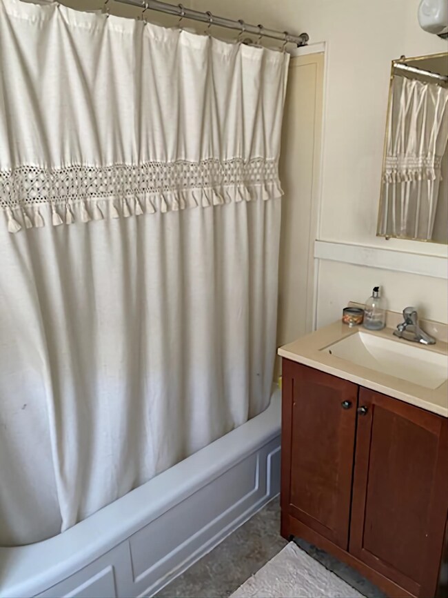 24 Pearl St unit 3, Keene, NH 03431 - photo 5