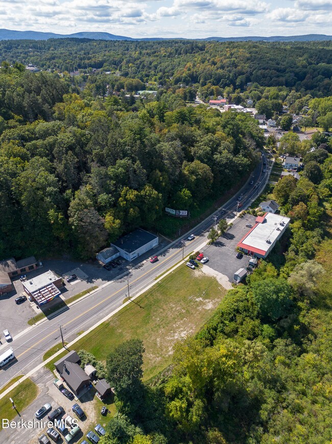 185 A State Rd, Great Barrington, MA 01230 - photo 4