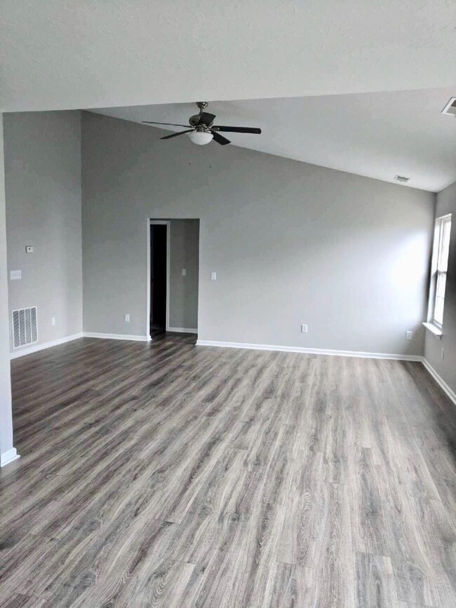 120 Hope Dr, Frankfort, KY 40601 - photo 4