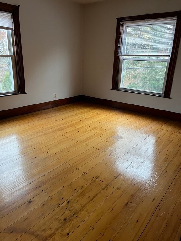 29 Thurston Rd unit 2, Newton Upper Falls, MA 02464 - photo 5