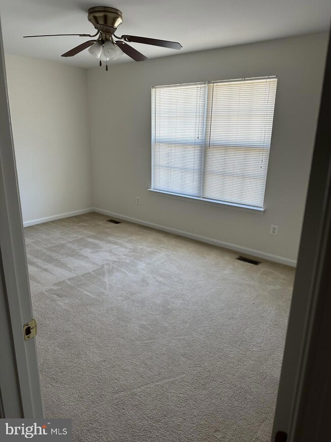 9533 N Laurel Rd unit NE, Laurel, MD 20723 - photo 6