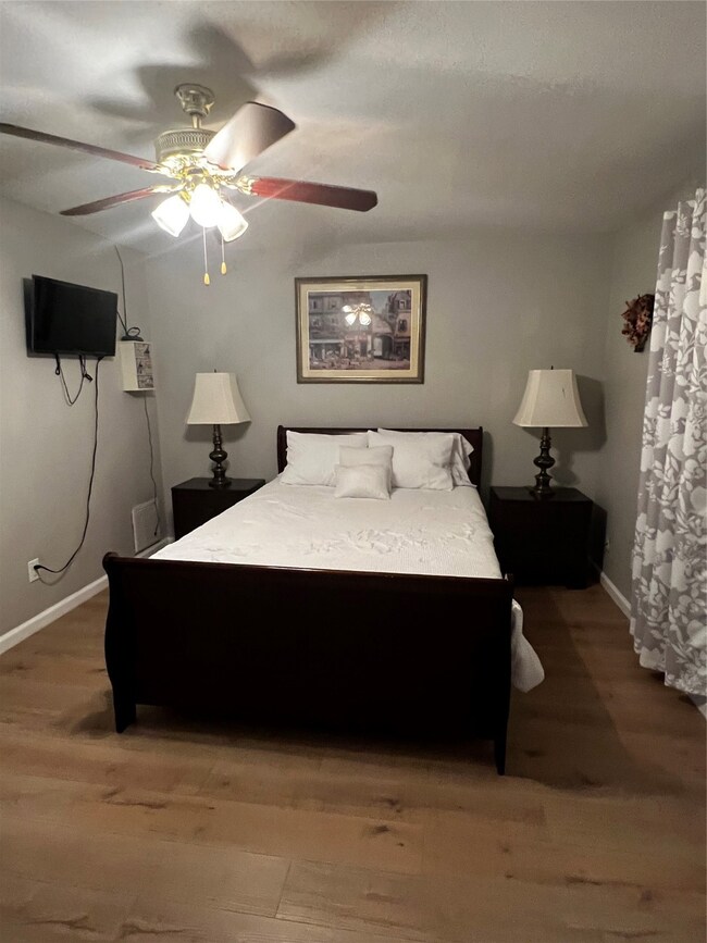 2324 Hollis St, Houston, TX 77093 - photo 3