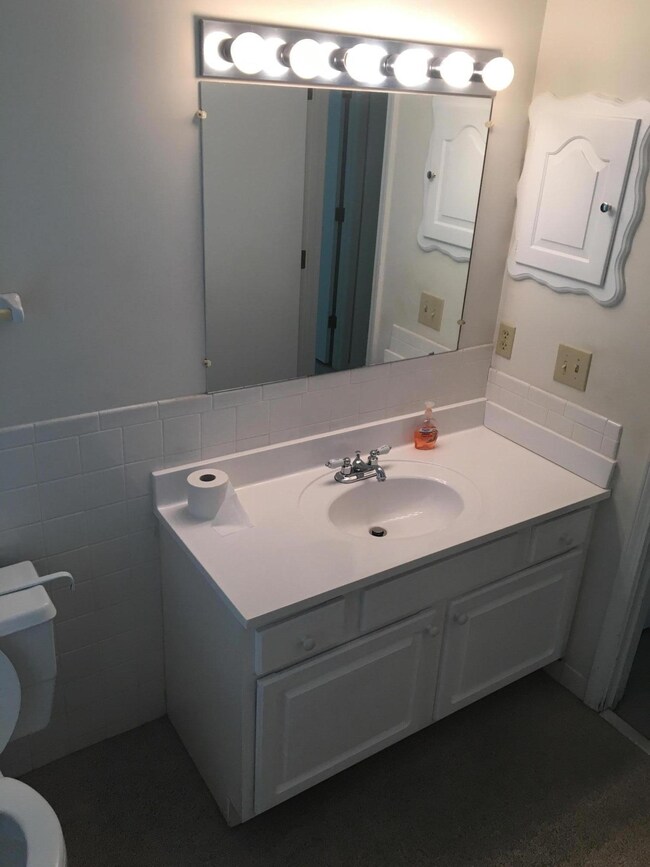 bathroom 2--fairview