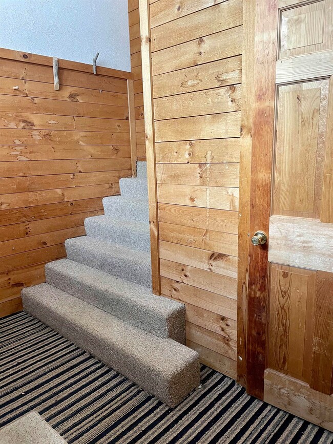 136 Grand Hollow Rd unit 13, Warren, VT 05674 - photo 3