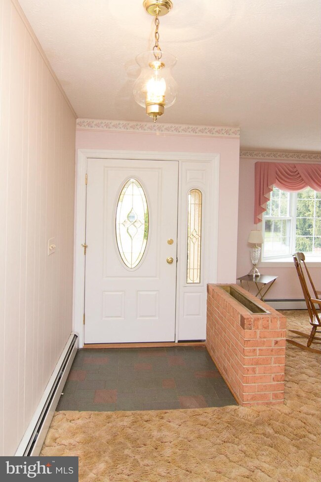 5901 Grace Lee Ave, Sykesville, MD 21784 - photo 3