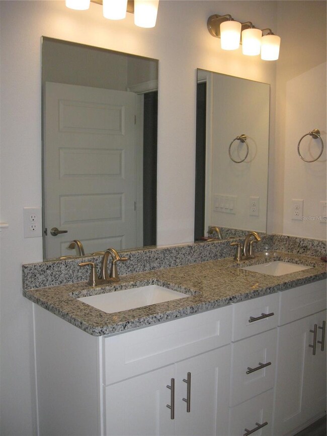 798 SW Rosemary Dr, Lake City, FL 32024 - photo 4