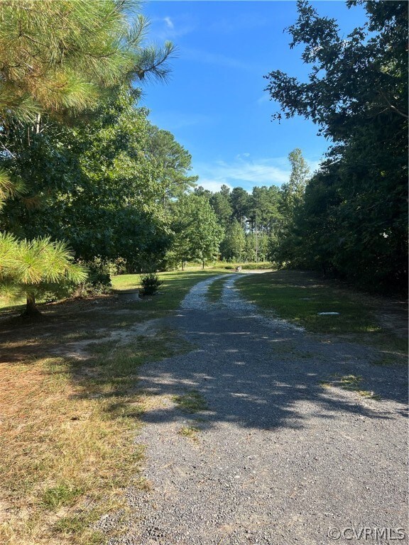 9255 Jacob Ln, Disputanta, VA 23842 - photo 4