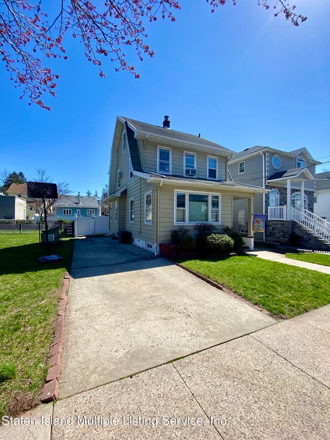 154 Dudley Ave, Staten Island, NY 10301 - photo 4