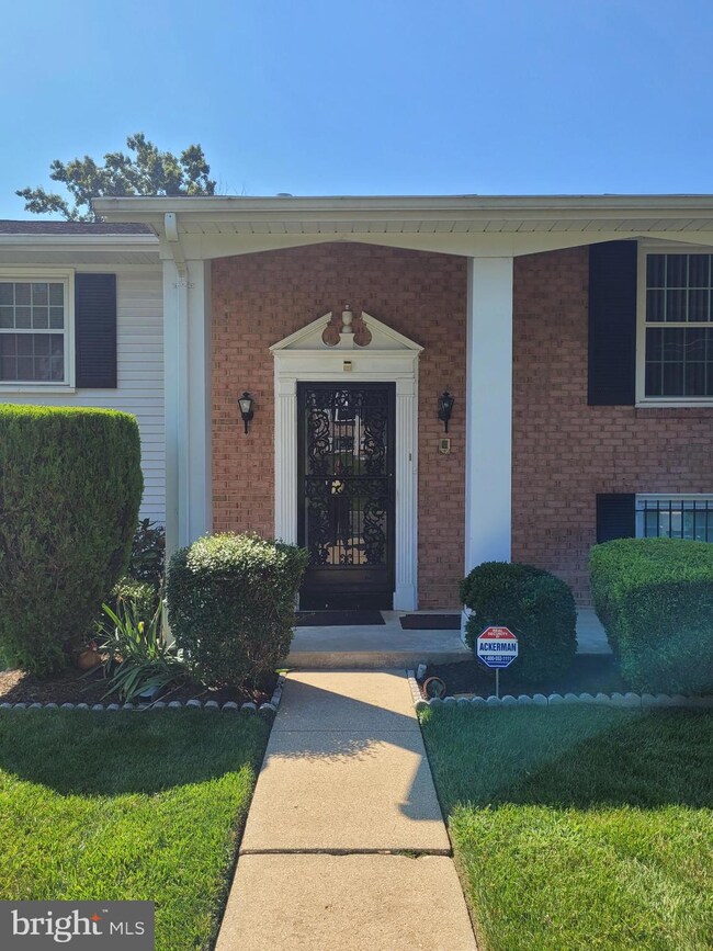 8503 Dunbar Ave, Hyattsville, MD 20785 - photo 2