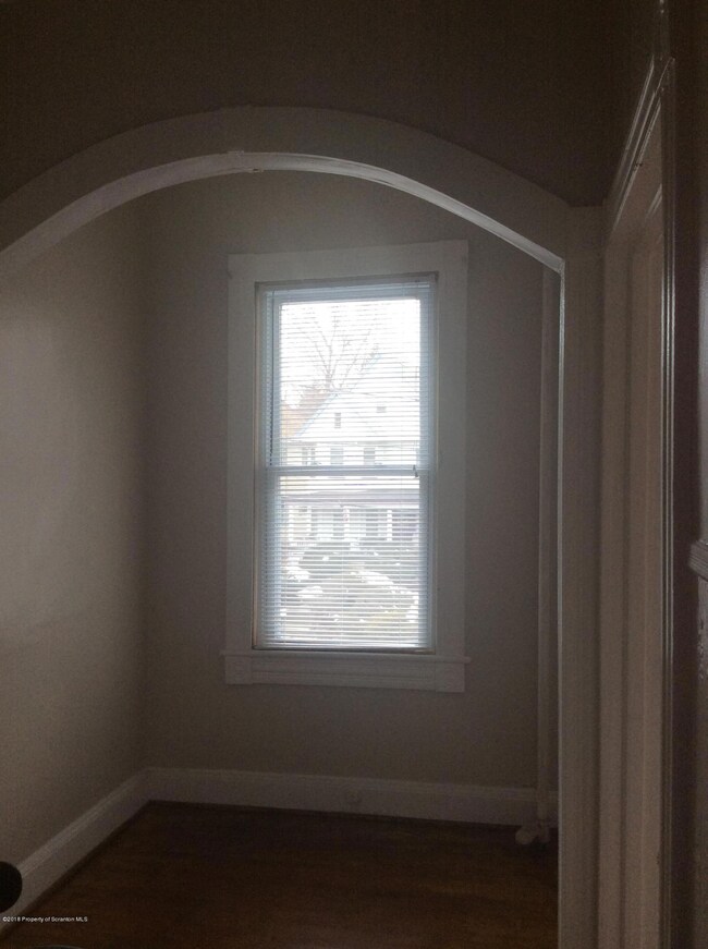 622 N Main - Unit 3 St, Scranton, PA 18504 - photo 7