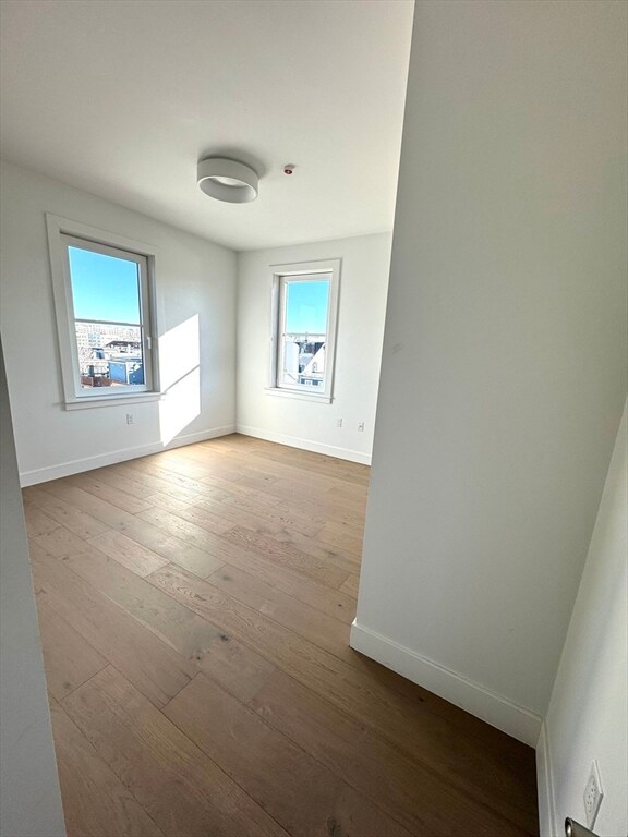 654 E Broadway unit 301, Boston, MA 02127 - photo 4