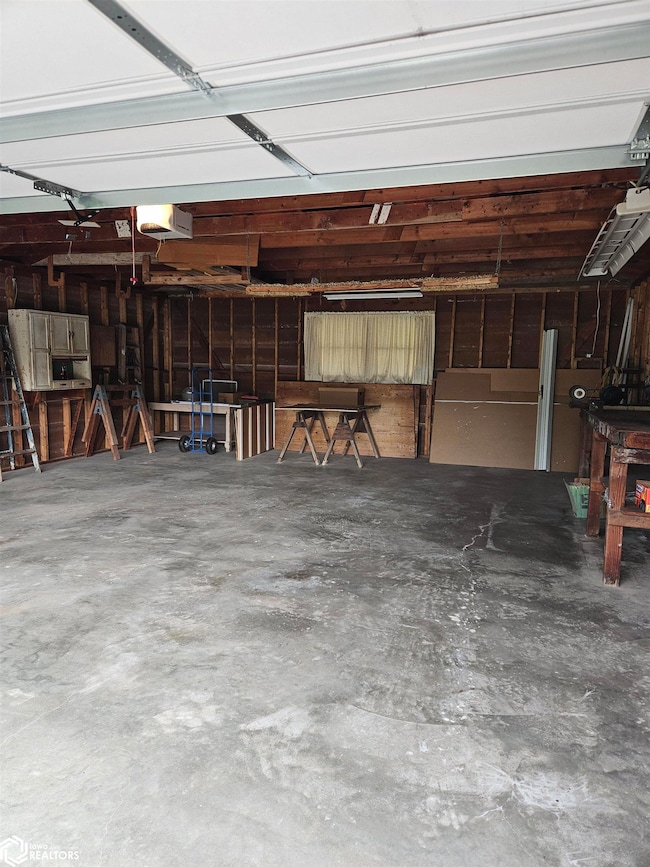 Attached Garage