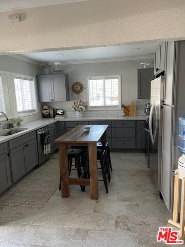 Front Unit Kitchen