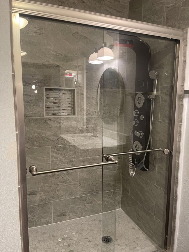 740 Pine St, Hurst, TX 76053 - photo 4