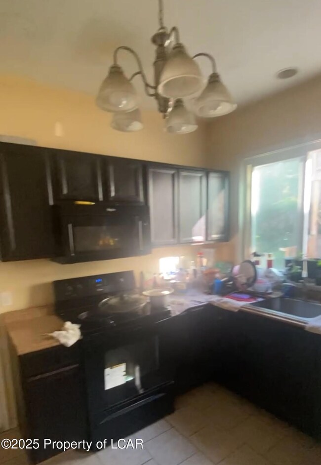 934 Capouse Ave, Scranton, PA 18509 - photo 7