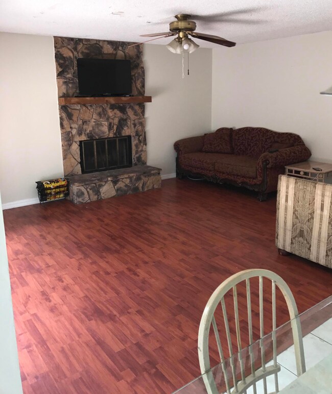 182 Royal Pine Cir S, Royal Palm Beach, FL 33411 - photo 7