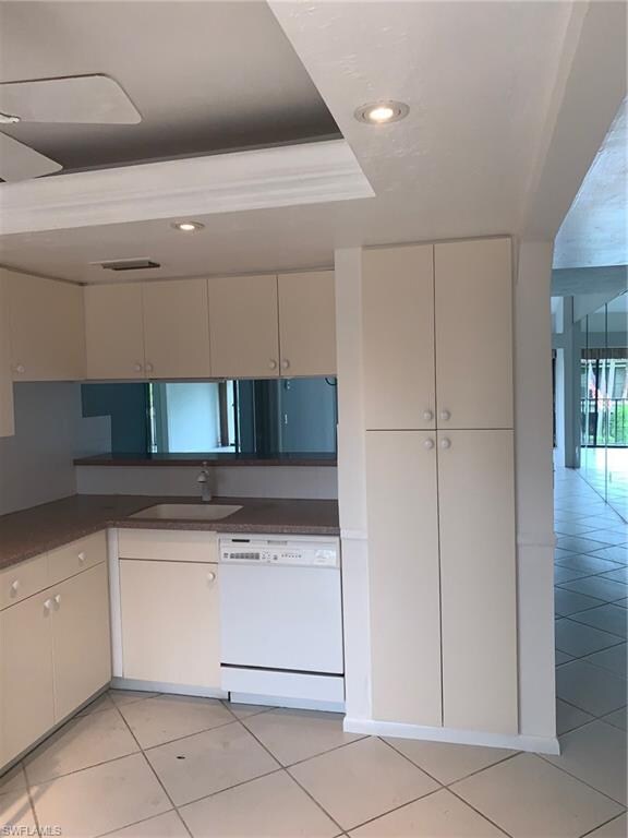 3360 10th St N unit 1209, Naples, FL 34103 - photo 7