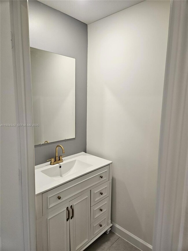 27669 SW 155th Ave unit 2, Homestead, FL 33032 - photo 4