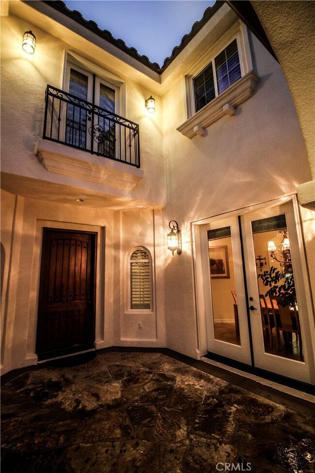 18244 Deauville Dr, Victorville, CA 92395 - photo 4