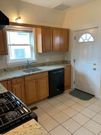 50 Campbell St unit 1, Woburn, MA 01801 - photo 4