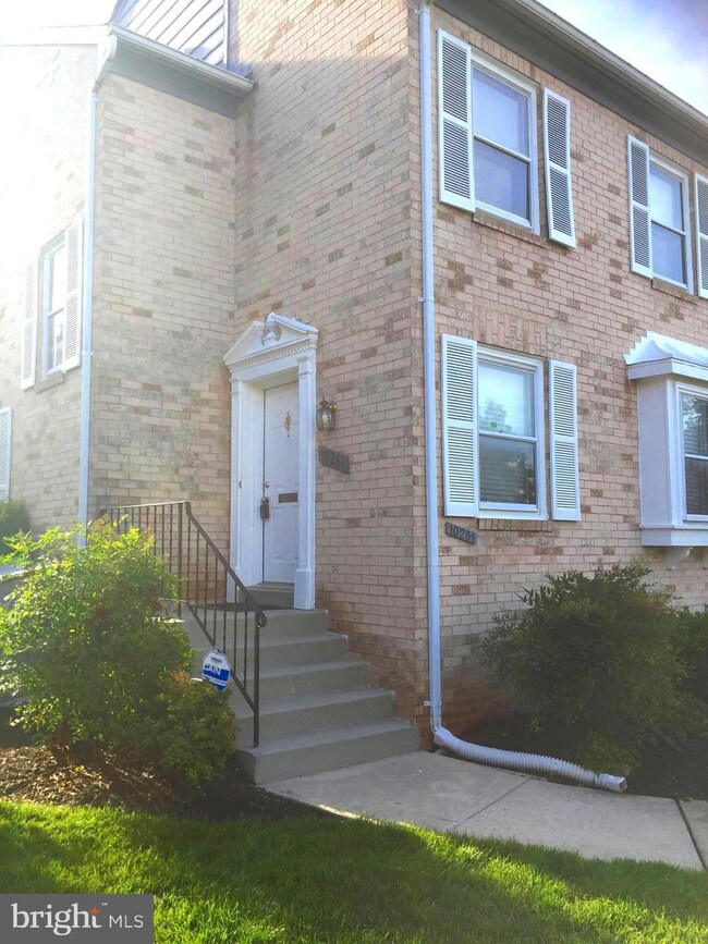 10281 Arizona Cir, Bethesda, MD 20817 - photo 2