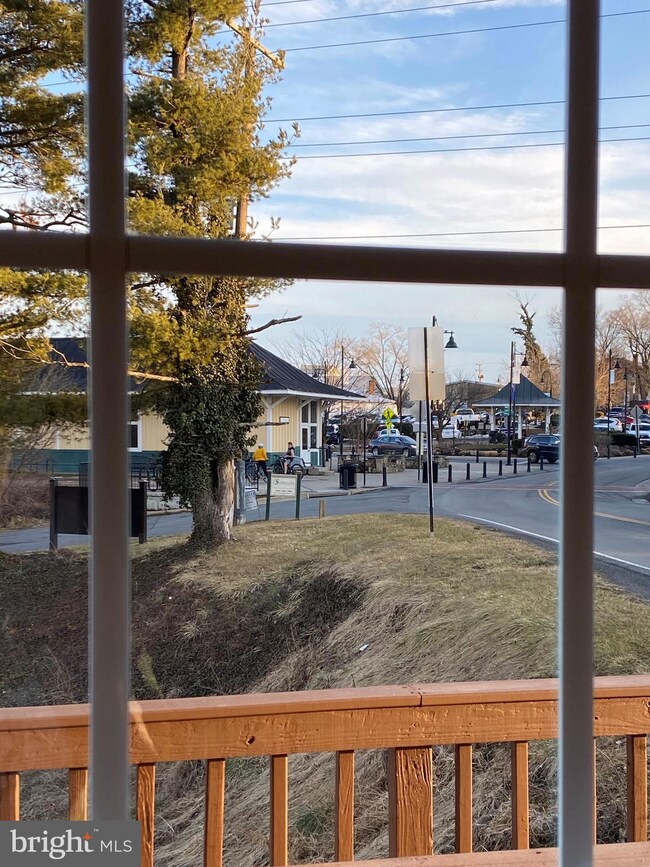 222 N 21st St unit 4, Purcellville, VA 20132 - photo 3