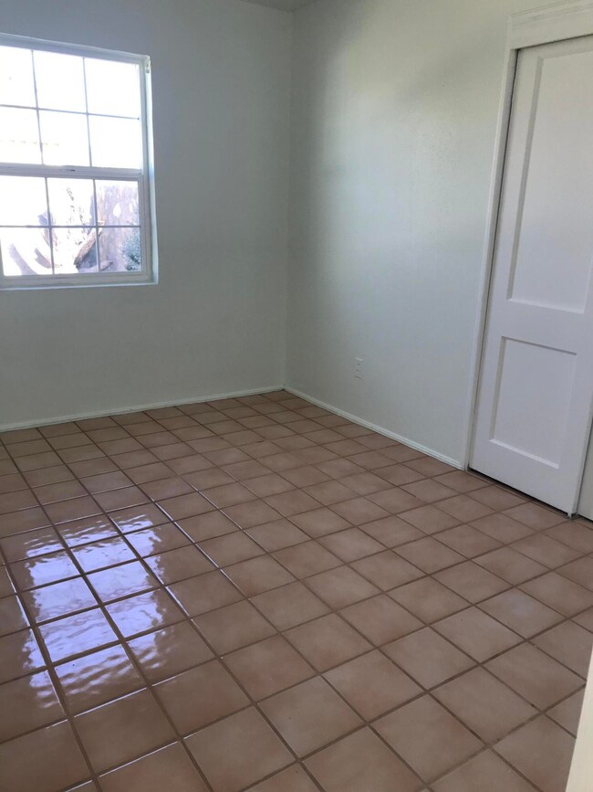 705 Santa Barbara Dr, El Paso, TX 79915 - photo 6