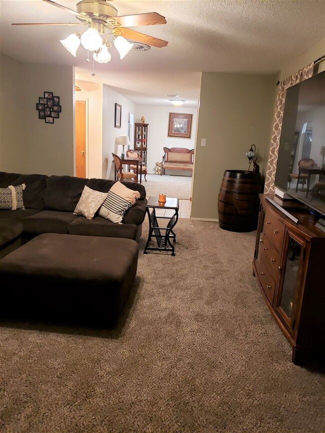 1210 S Canyon Place, Alamogordo, NM 88310 - photo 5