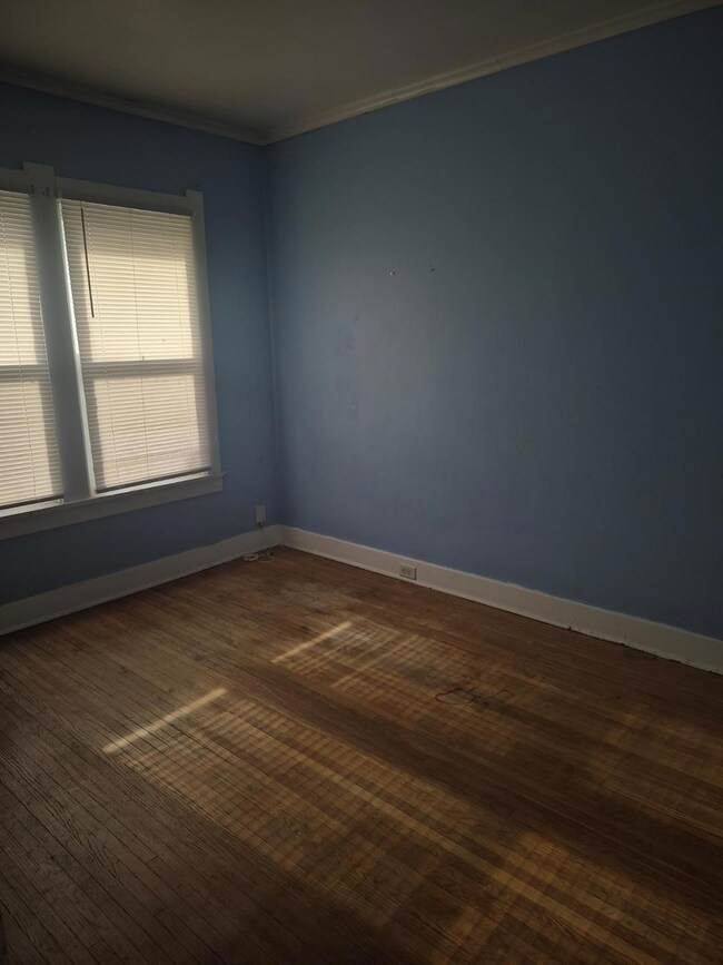 unlisted-address, Toledo, OH 43609 - photo 6