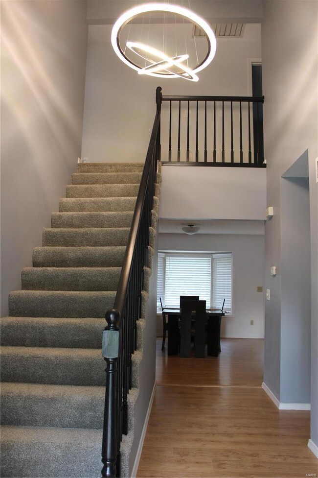 2033 Greenbrier Dr, Collinsville, IL 62234 - photo 6