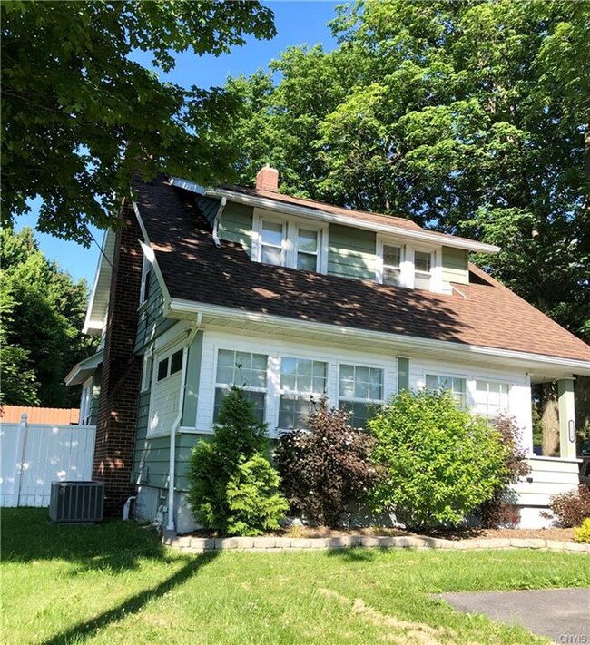 5154 Onondaga Rd, Syracuse, NY 13215 - photo 2