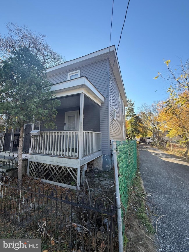 17 E Foundry St, Millville, NJ 08332 - photo 4