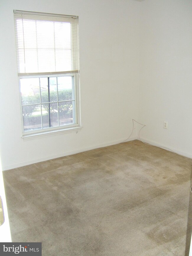 2021 Rudy Serra Dr unit 1A, Sykesville, MD 21784 - photo 3