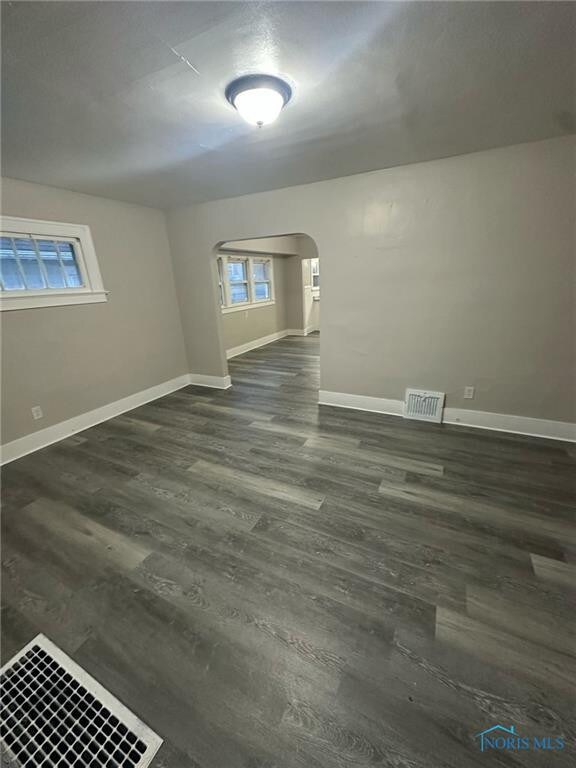 1826 Talbot St, Toledo, OH 43613 - photo 3