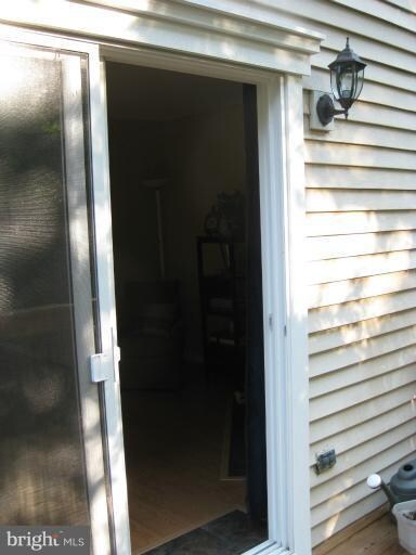 9248 Bellbeck Rd, Parkville, MD 21234 - photo 5