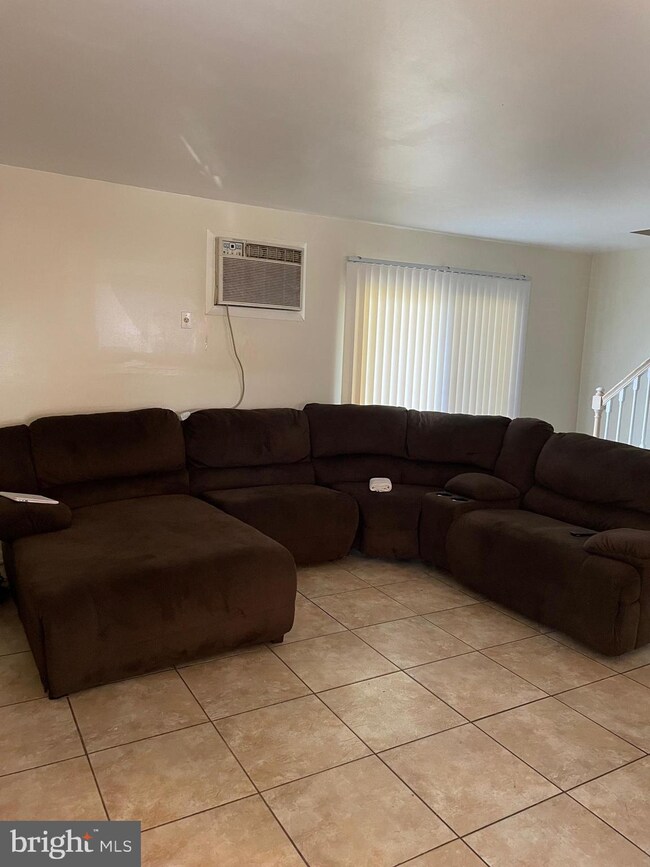 31 Buttercup Ln, Willingboro, NJ 08046 - photo 4