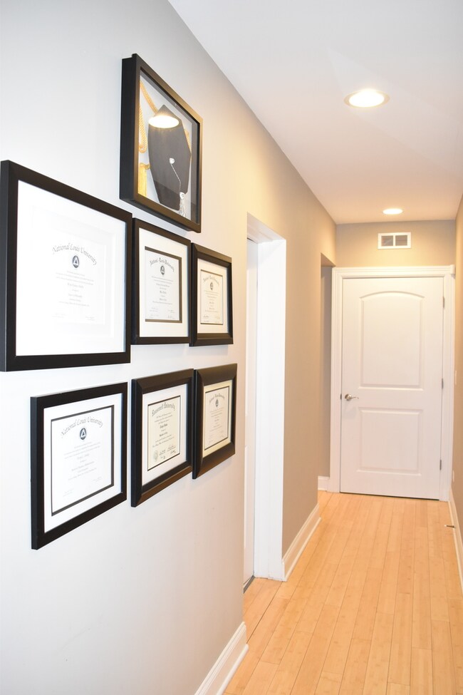 2921 W Glenlake Ave unit 3E, Chicago, IL 60659 - photo 6