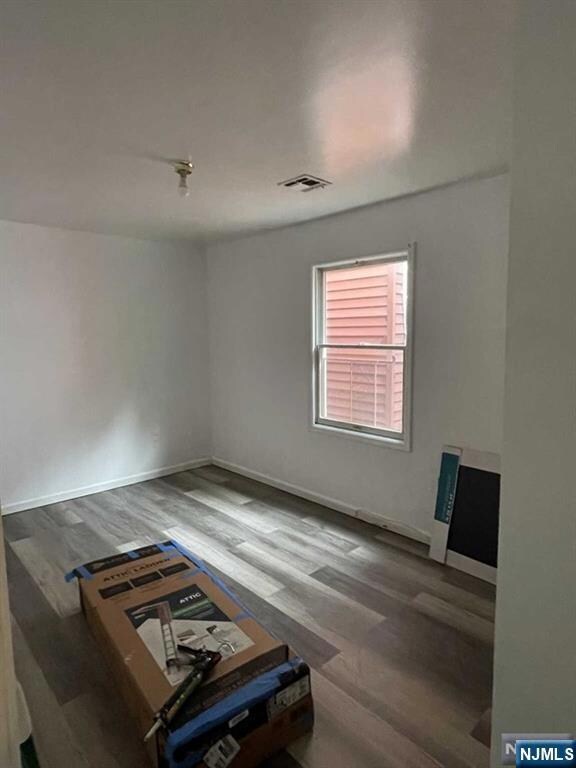 104 Clinton Ave unit 3, Jersey City, NJ 07304 - photo 5