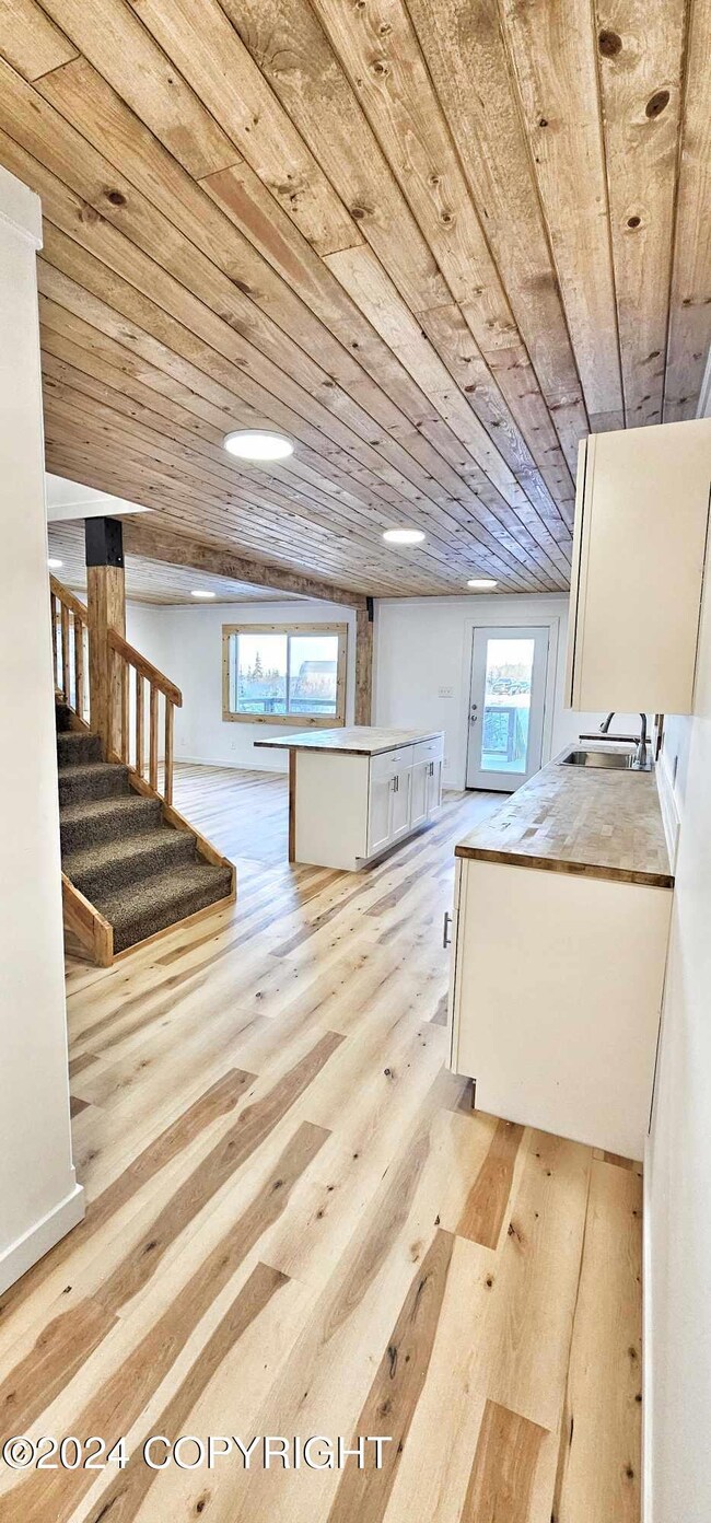 68093 Jolly Ave, Anchor Point, AK 99556 - photo 6