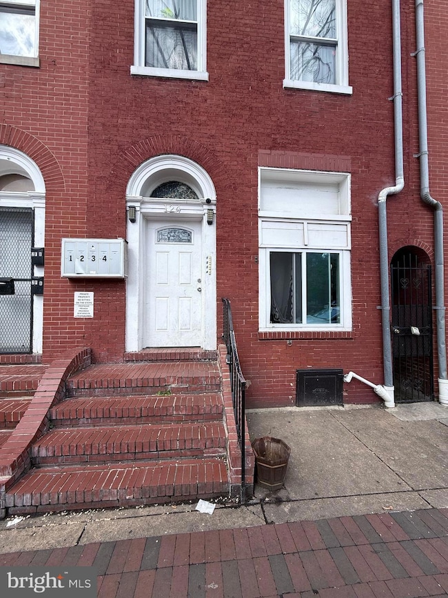 124 S Broadway, Baltimore, MD 21231 - photo 2